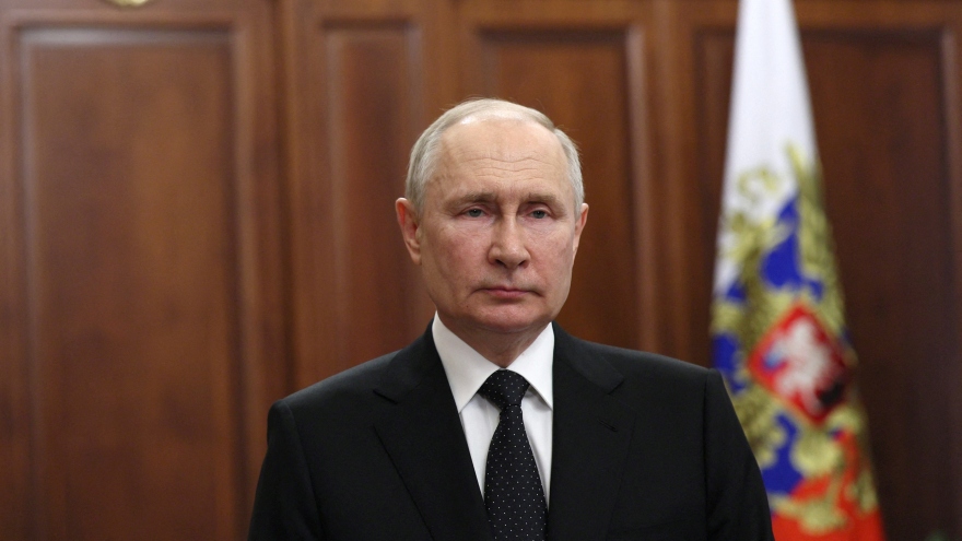Tổng thống Nga Putin điện đàm với lãnh đạo Belarus, Uzbekistan và Kazakhstan