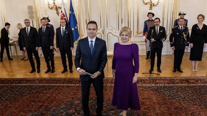 Chính phủ của Thủ tướng Slovakia không vượt qua cuộc bỏ phiếu tín nhiệm như mong đợi