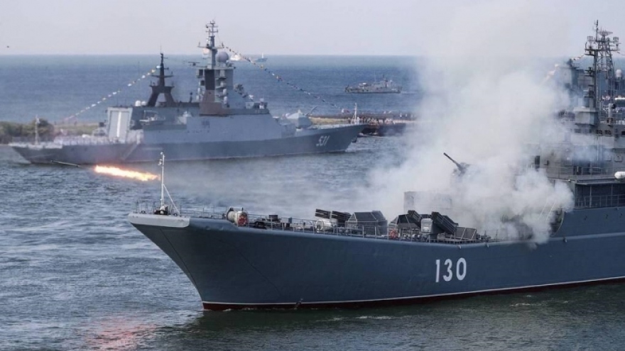 Nga triển khai gần 100 tàu chiến và máy bay tập trận rầm rộ gần Nhật Bản