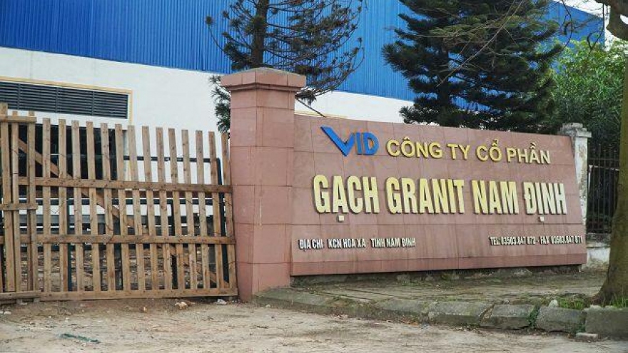 Xử phạt công ty gạch Granit Nam Định vì hành vi xả nước thải ra KCN Hòa Xá