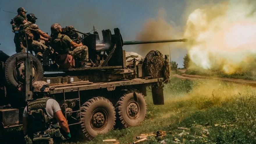 Nga vô hiệu hóa thiết giáp của Ukraine, Kiev tuyên bố “san bằng tiền tuyến”