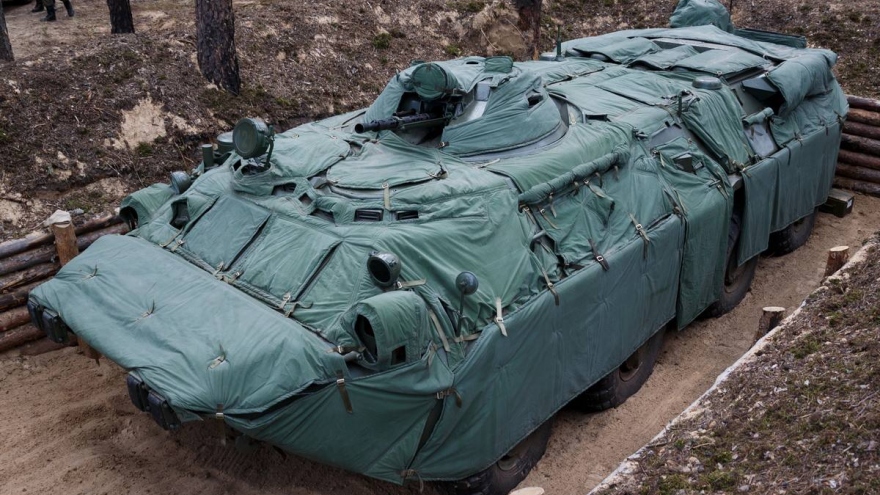 Cách xe tăng Nga tàng hình trước tên lửa Ukraine