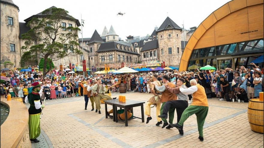 Sun World Ba Na Hills hút khách đến trải nghiệm chuỗi lễ hội mùa hè