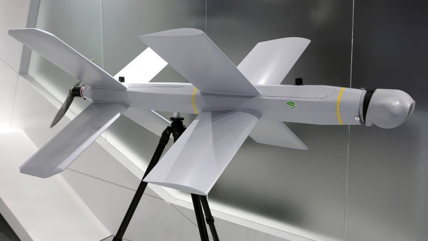 Iran trình làng máy bay không người lái mới giống UAV Lancet của Nga