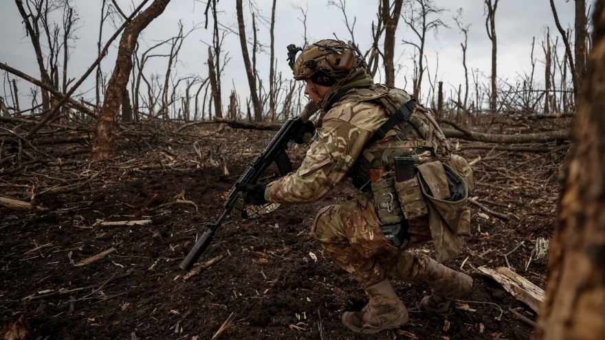 Lữ đoàn tấn công của Ukraine đột kích chiến hào Nga gần Bakhmut