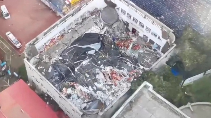 Sập phòng thể chất trường học tại Trung Quốc, ít nhất 11 người thiệt mạng