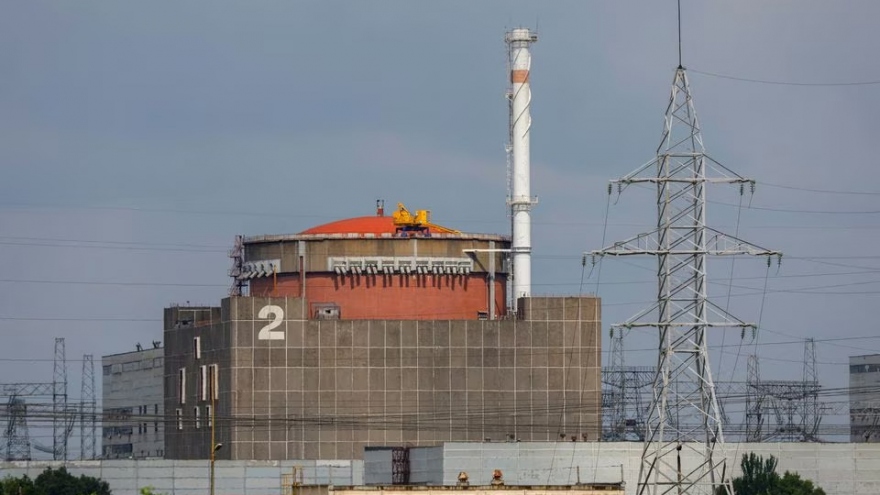 Ukraine nói Nga rút bớt lực lượng khỏi nhà máy điện hạt nhân Zaporizhzhia