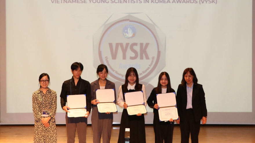 Vinh danh các nhà khoa học trẻ Việt Nam tại Hàn Quốc