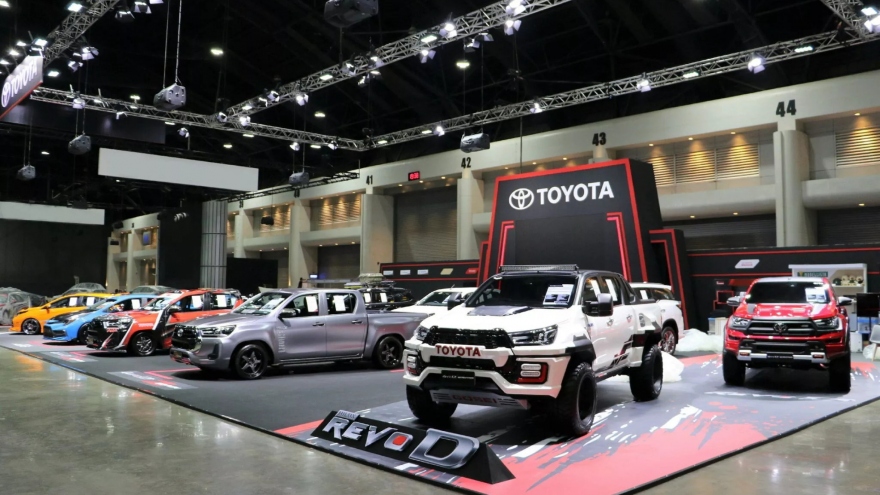 Ngắm dàn Toyota Hilux độ tại Bangkok Auto Salon 2023