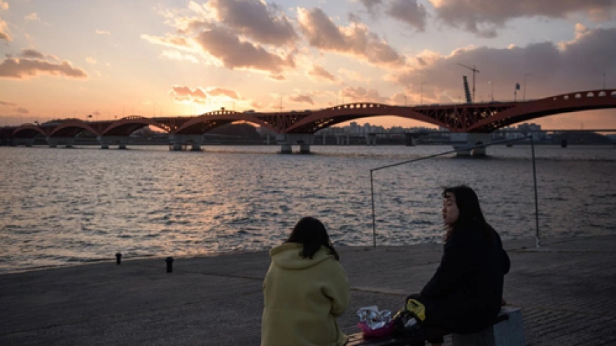 Giới trẻ Hàn Quốc sợ hôn nhân do gánh nặng kinh tế