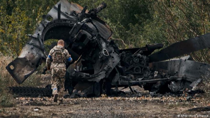 Nga xuyên thủng phòng tuyến của Ukraine, kiểm soát một ngôi làng chiến lược