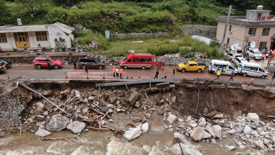 27 người thiệt mạng và mất tích do mưa lũ ở Tây An (Trung Quốc)