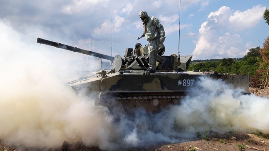 “Thiết giáp nhảy dù” Nga BMD-4M dội hỏa lực phá cuộc phục kích của quân Ukraine