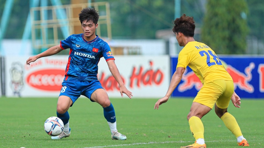 Lịch thi đấu bóng đá 15/8: U23 Việt Nam đối đầu đội bóng mạnh