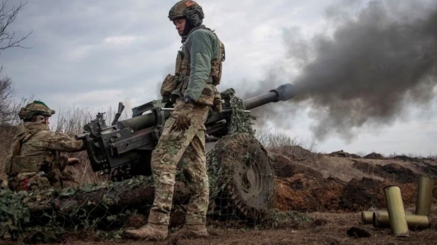 Nga phục kích phá hủy đoàn xe bọc thép Ukraine, Kiev bắn nổ kho đạn của Nga