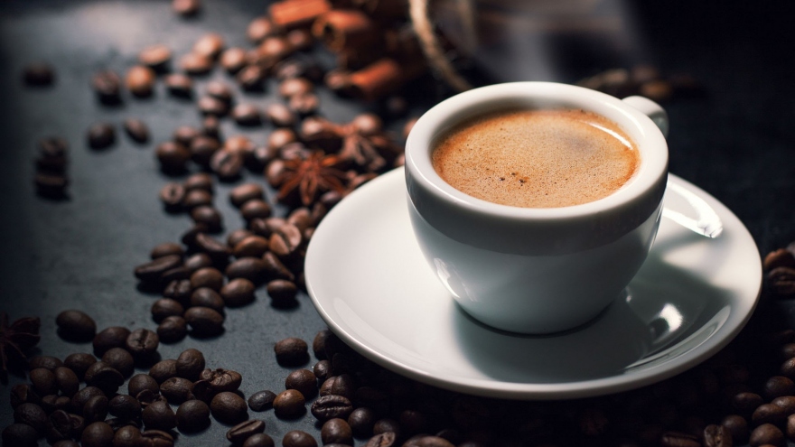 Giá cà phê hôm nay 8/12: Cà phê trong nước giảm từ 200 - 300 đồng/kg