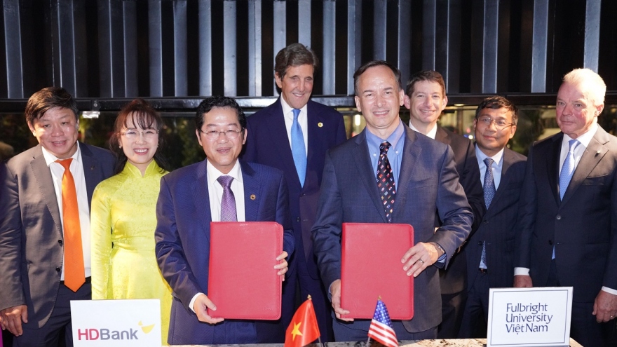 Đại học Fulbright Việt Nam và HDBank ký kết cung cấp vốn đối ứng