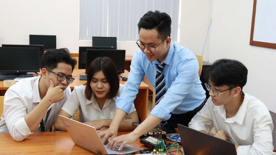 2 năm chặng đường đào tạo giảng viên Cisco- Lan tỏa tri thức CNTT tới sinh viên