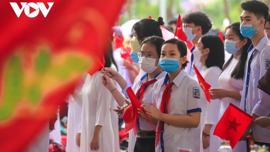 Sáng nay (5/9), hàng triệu học sinh cả nước hân hoan khai giảng năm học mới