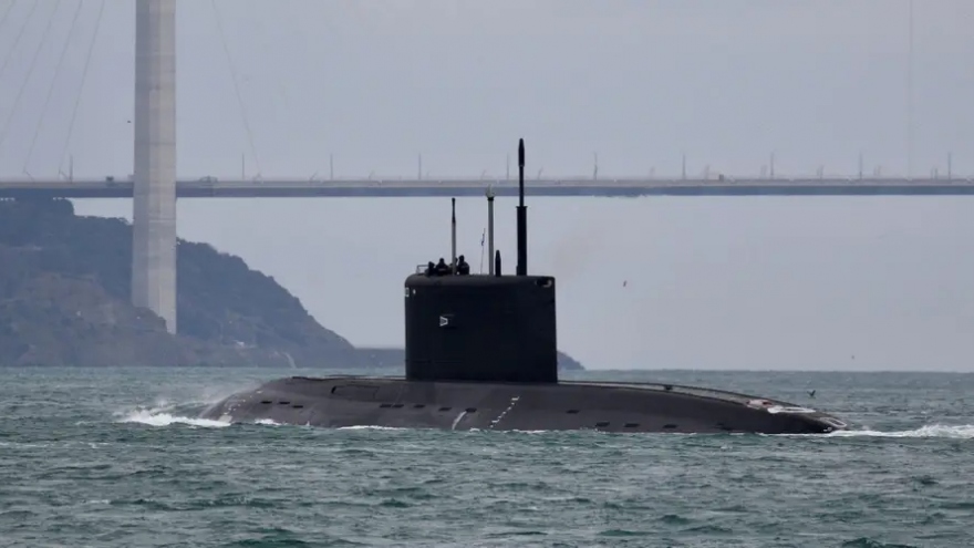 Cách thức tên lửa Ukraine tấn công tàu ngầm Nga