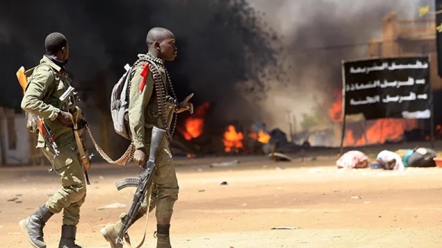 Hàng chục người thiệt mạng do các vụ tấn công khủng bố liên tiếp ở Mali