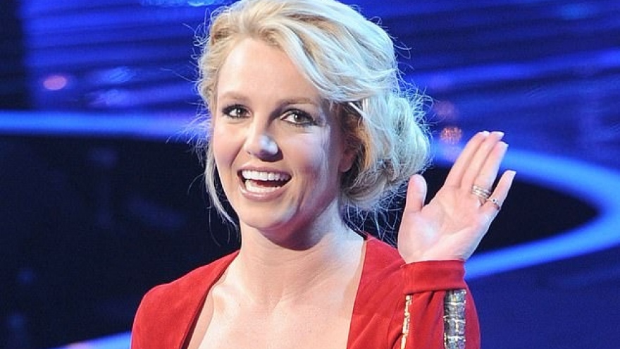 Britney Spears cực kỳ ghét vai trò giám khảo của mình trên The X Factor