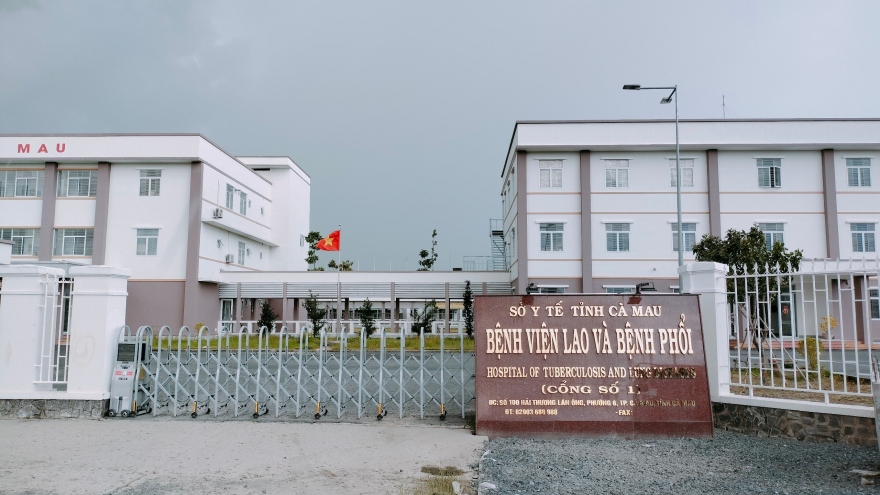 Một số cơ sở khám chữa bệnh ở Cà Mau có hiện tượng thiếu tiền trả lương