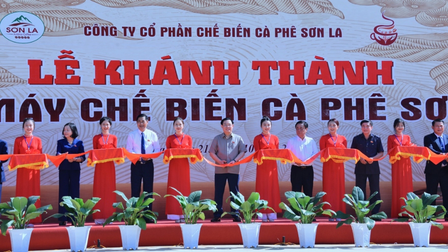 Chủ tịch Quốc hội dự lễ khánh thành Nhà máy chế biến cà phê Sơn La