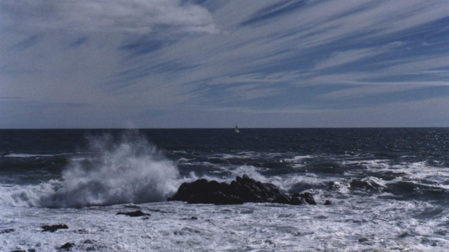 Thời tiết hôm nay 6/10: Mưa lớn cục bộ ở Bắc Bộ, gió mạnh, sóng lớn trên biển