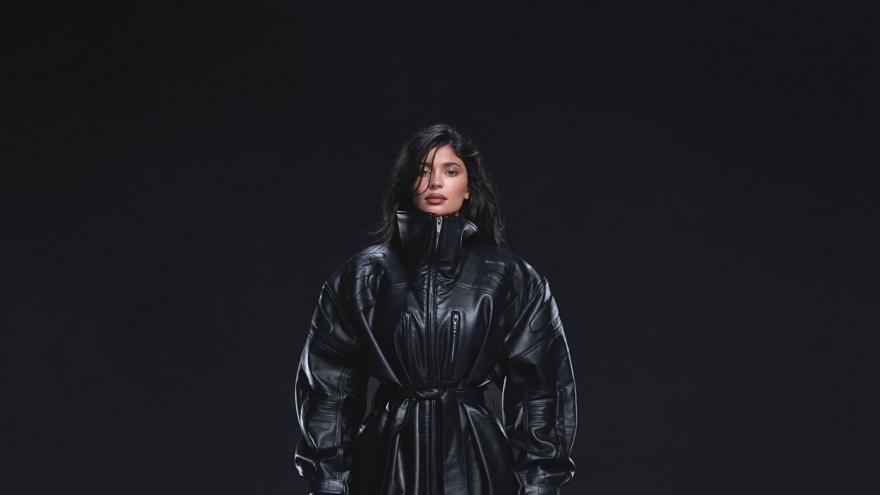 Kylie Jenner bị tố đánh cắp ý tưởng cho thương hiệu thời trang Khy