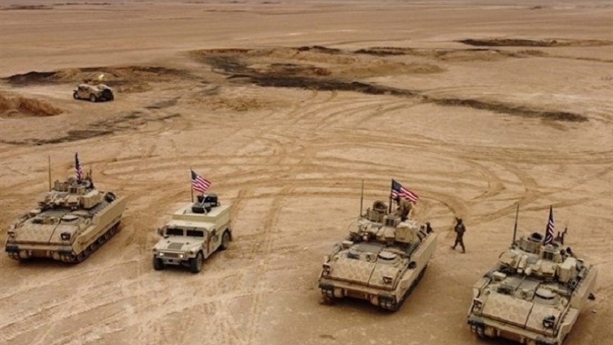 Các phe phái vũ trang Iraq tuyên bố tấn công hai căn cứ của Mỹ ở Syria