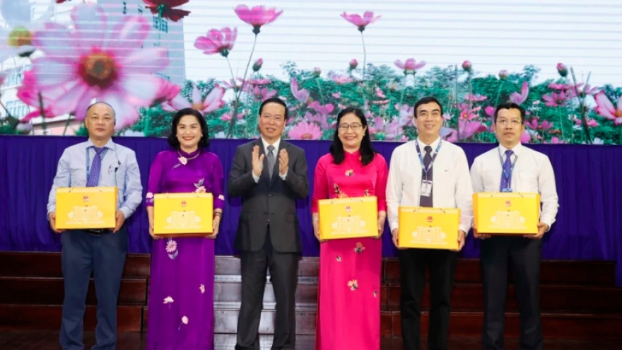 Chủ tịch nước chúc mừng ngày Nhà giáo Việt Nam tại Đại học Quốc gia TP.HCM