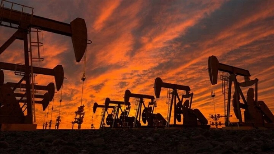 Giá dầu thế giới phiên cuối tuần giảm nhẹ