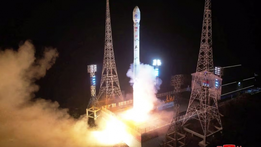 Phản ứng của các bên khi Triều Tiên thông báo kế hoạch phóng vệ tinh thứ hai