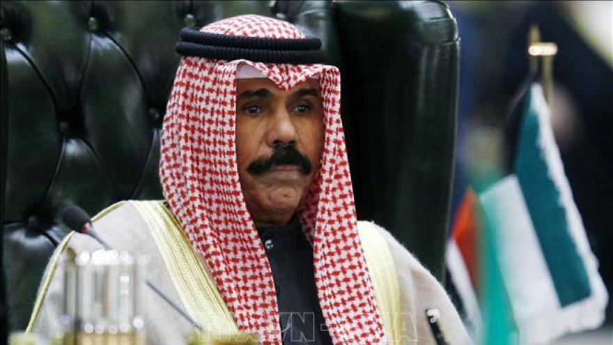 Điện chia buồn Quốc vương Nhà nước Kuwait qua đời