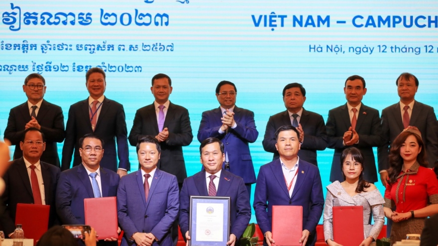 Vietjet khai trương đường bay thẳng Hà Nội - Siem Reap