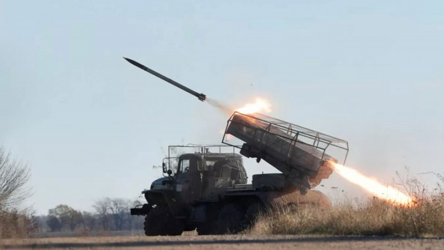 Nga bắn hạ cụm bộ binh Ukraine, Kiev ồ ạt pháo kích thành trì Nga ở Kherson