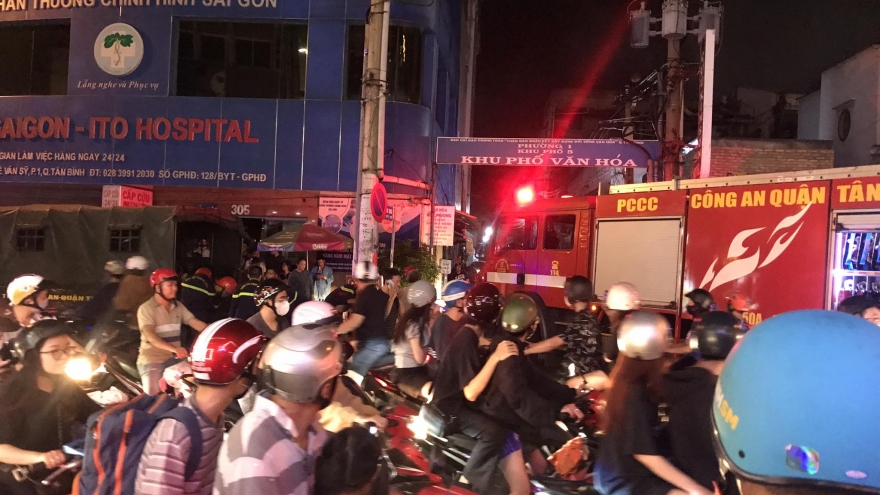 Cháy nhà dân trong hẻm sâu ở TP.HCM, 2 người tử vong thương tâm