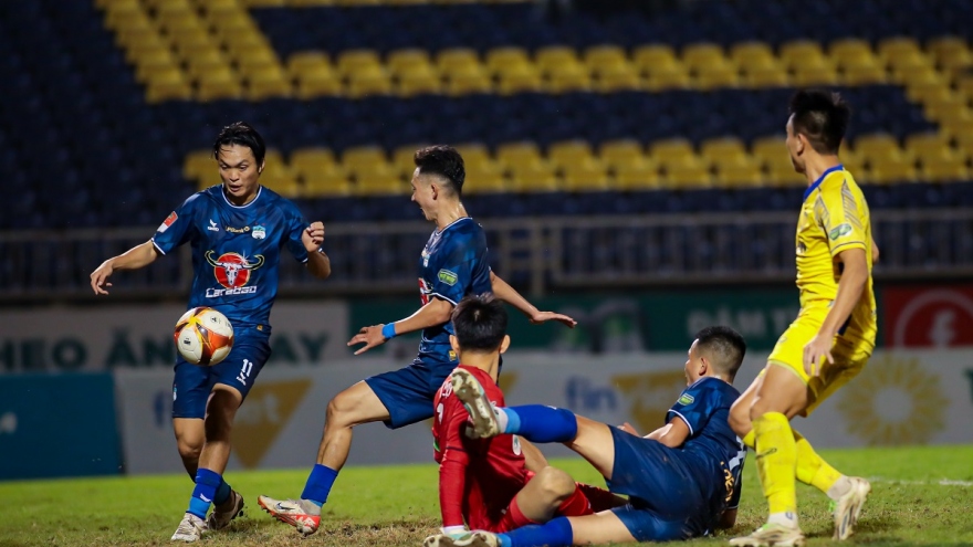 HAGL khủng hoảng sau trận thua "đội bóng trẻ" nhất V-League