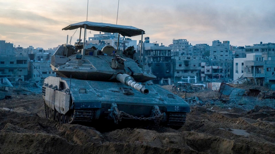 Mỹ cân nhắc bán 45.000 quả đạn pháo cho xe tăng Merkava của Israel