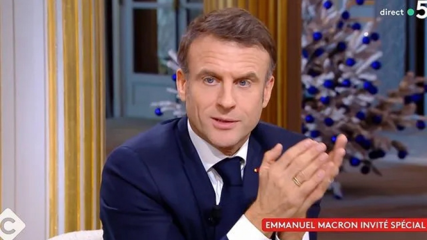 Tổng thống Pháp Macron lên tiếng bảo vệ dự luật nhập cư mới