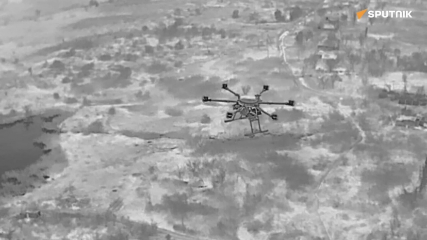 UAV Nga đâm vào UAV “Ma cà rồng” của Ukraine ở Bakhmut