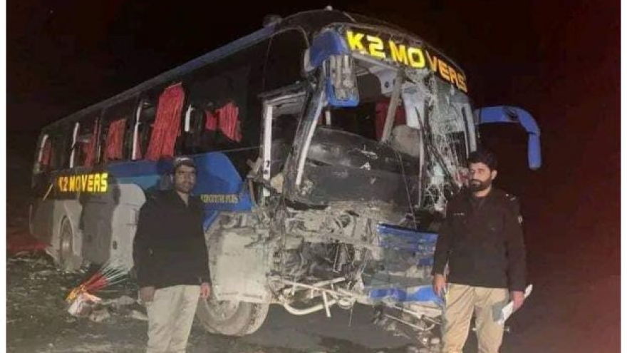 Xe buýt du lịch bị tấn công ở miền Bắc Pakistan, 8 người thiệt mạng