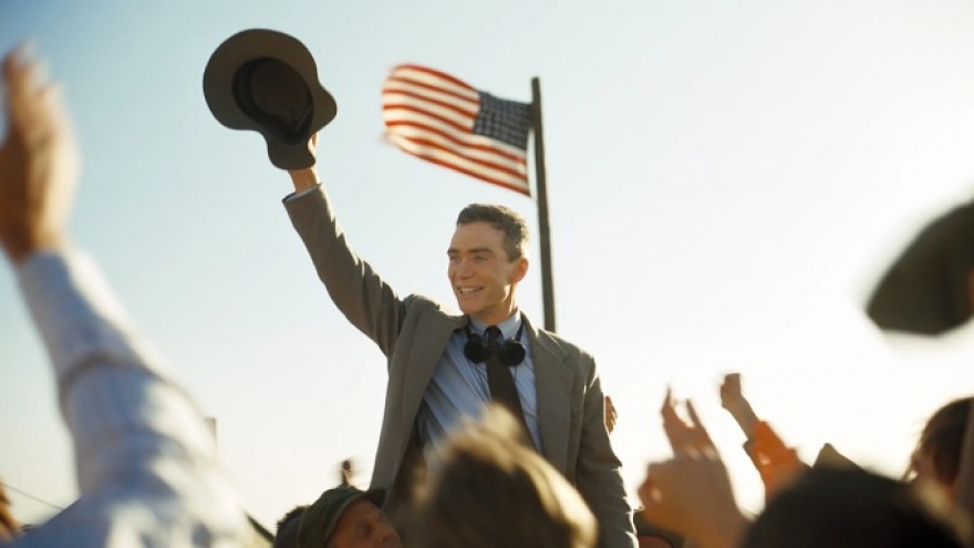 "Oppenheimer" của Christopher Nolan thắng đậm tại Quả cầu Vàng 2024