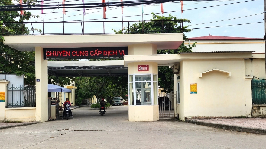 Hàng trăm cán bộ, nhân viên Bệnh viện đa khoa huyện Nho Quan bị nợ lương kéo dài