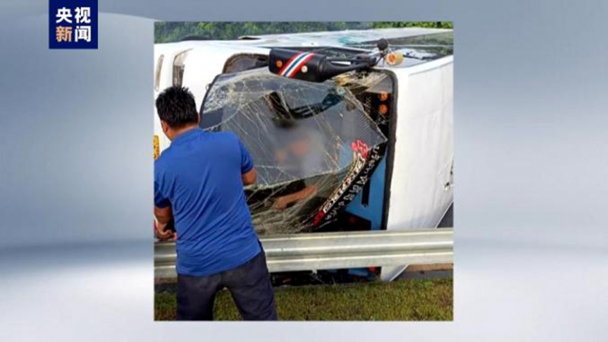 17 người Trung Quốc bị thương trong vụ lật xe du lịch ở Thái Lan