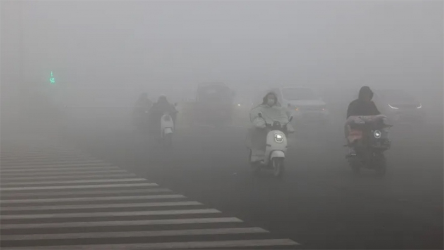 Trung Quốc cảnh báo sương mù 9 ngày liên tiếp