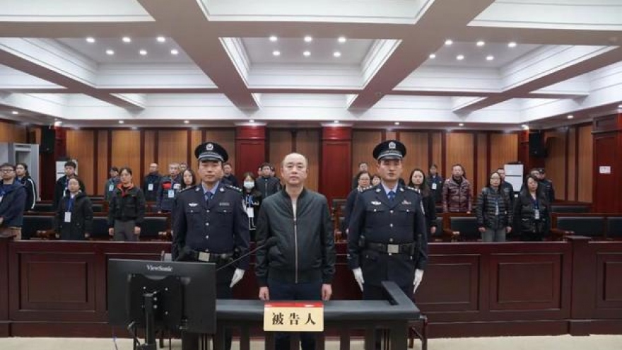Trung Quốc kết án tù chung thân cựu Chủ tịch hãng rượu Mao Đài