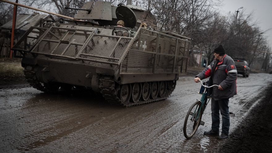 Ukraine thông báo rút bớt quân ở Avdiivka