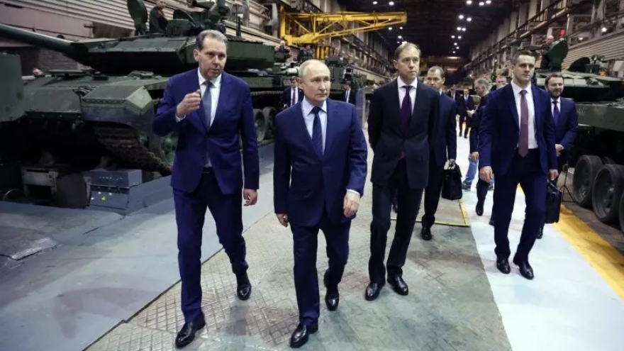Nga mất vị trí xuất khẩu vũ khí thứ hai thế giới